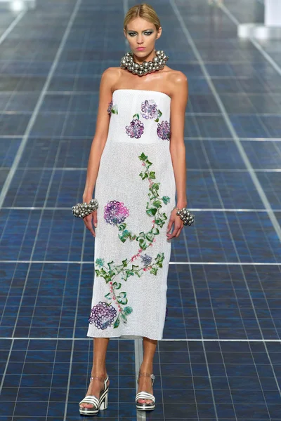 Look 79